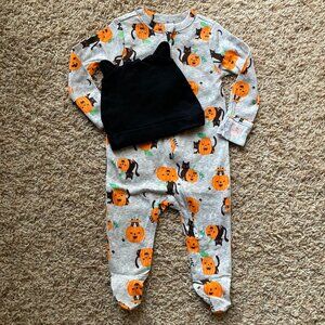 Old Navy Cat and Pumpkin Footie Pjs with Hat Size 6mo NWT